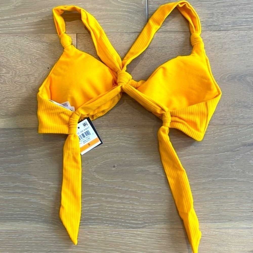 Nwt Bar III Like it or Knot Swim Bikini Top - Picture 3 of 5